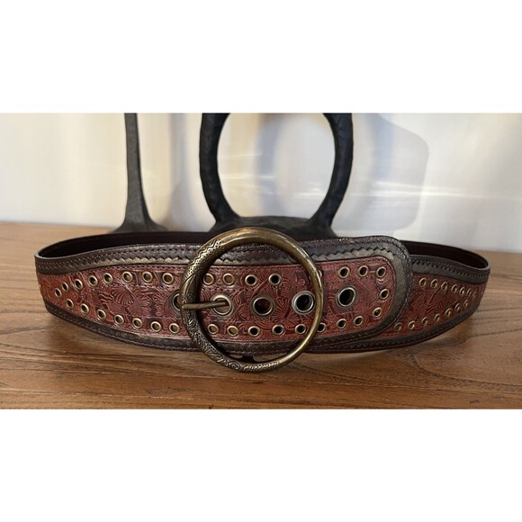 Chico's Accessories - Chico’s Vintage Brass Buckle & Rivets Botanical Tooled Design Size 34"-38"